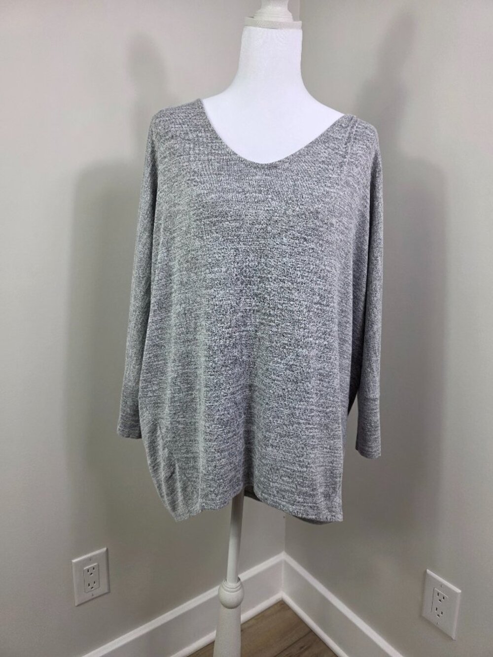 Women's Market and Spruce Dolman Top Heather Gray Size XL V-Neck 3/4 Sleeve